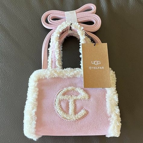 UGG x TELFAR Small Shopper - Pink Telfar Logo, Telfar Bags, The Afterparty, Telfar Bag, Outfit Art, Dream Things, My Style Bags, Trendy Purses, Sneakers Jordans