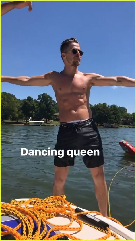 Derek Hough & Girlfriend Hayley Erbert Flaunt PDA at a Lake Derek Hough Girlfriend, Hayley Erbert, World Of Dance, Derek Hough, Julianne Hough, Dancing Queen, Just Jared, Old World, Memorial Day