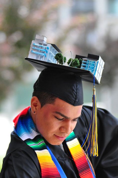 Oh my god I'm so doing this when I graduate Architecture Cap Graduation, Architect Graduation Cap Ideas, Graduation Cap Architecture, Interior Design Grad Cap, Architecture Graduation Cap, Architect Graduation, Uc Merced, Graduation Boards, College Grad Party