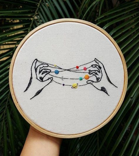 Diy Embroidery Shirt, Embroidery Hoop Art Diy, Embroidery Stitches Tutorial, Pola Sulam, Embroidery Patterns Vintage, Embroidery Flowers Pattern, Embroidery On Clothes, Embroidery Patterns Free, Simple Embroidery