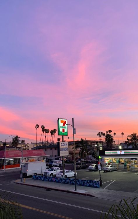 West Side Los Angeles, Los Angeles Buildings, Beach Town Aesthetic, Los Angeles California Photography, South Central Los Angeles, Angeles Aesthetic, Town Aesthetic, Los Angeles Aesthetic, Miami Nights