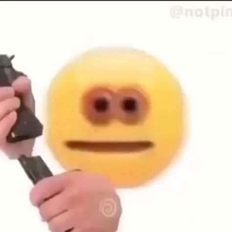 Angry Reaction Pics, Emoji Meme Funny, Angry Reaction, Funny Reaction, Vibe Check, Cute Instagram, Fortnite Skins, Funny Reaction Pictures, Edgy Memes