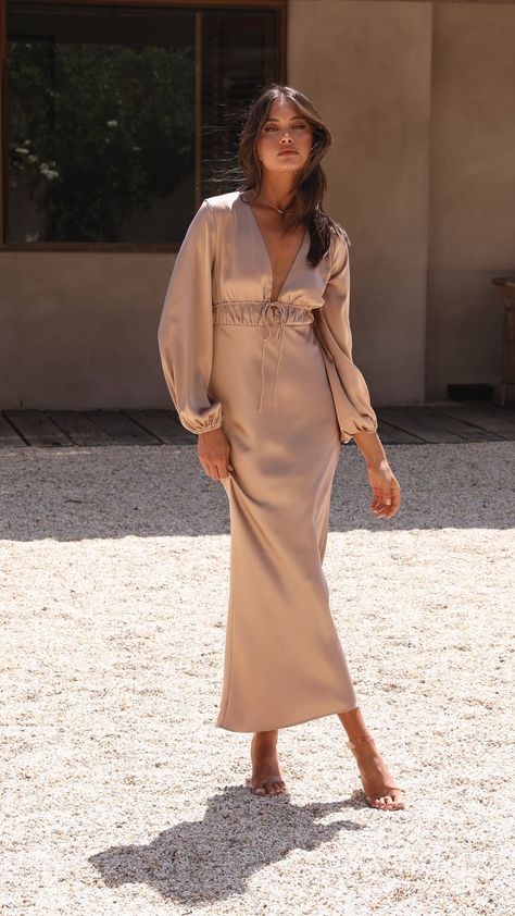 Amara Maxi Dress - Latte - Buy Women's Dresses - Billy J Club Attire, Party Dresses Online, Online Fashion Boutique, Evening Dresses Elegant, Buy Dress, Boutique Dresses, Fall Dresses, Women's Dresses, Silk Dress