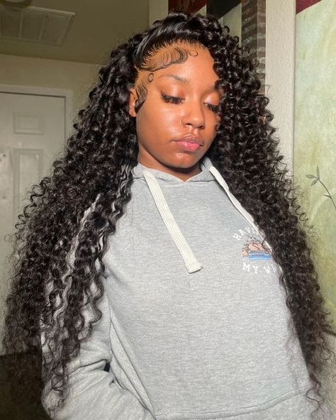 Fort Worth 📍 on Instagram: "Deep Wave Wig Install + A Few Wand Curls Added 😍🖤 Wig From @urfavnique713" Deep Wave Wig Install, Sew In Curls, Weave Hair Color, Yellow Hair Color, Haircut 2023, Deep Wave Wig, Teenage Hairstyles, Layered Curls, Haircut 2024