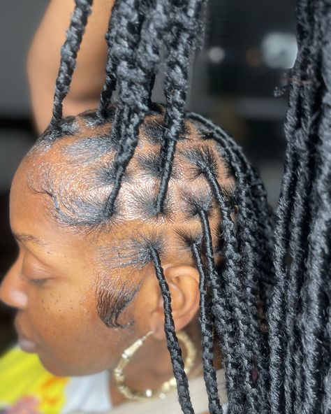 24 inch Soft Locs ❤️🤌🏾 My Fave … 🫣 Peek-A-Boo Color #30-Style last 2 months; up to 4 months with touch ups. . . . . #softlocs #locstyles #fauxlocs #jacksonvillelocs #goddesslocs #jaxlocs #locstylesforwomen 24 Inch Soft Locs, Soft Locs, Goddess Locs, Loc Styles, Faux Locs, 4 Months, Peek A Boo, 2 Months, Locs