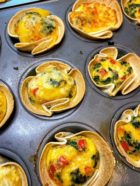 Tortilla Quiche Muffins, Frittatas In Muffin Tins, Muffin Tin Omelette Recipes, Egg Muffin Cups Tortilla, Baked Eggs In Tortilla, Omlet Muffins Recipes, Tortilla Cups Muffin Tins Breakfast, Tortilla Muffin Tin Recipes, Breakfast Burrito Bites Muffin Tin