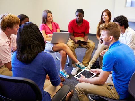 By separating heated rhetoric from effective argument styles, today's young writers and thinkers examine the national political debate as their first step toward becoming tomorrow's voters. Socratic Seminar, Library Designs, Classroom Culture, Education Organization, World Languages, Education Motivation, Dale Carnegie, Education Kindergarten, Math Videos