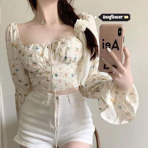 Flower Crop Top, Baby Flower, Belly Piercing, Floral Crop Tops, Puffed Sleeves, Soft Style, Big Size, Beautiful Dresses, White Shorts