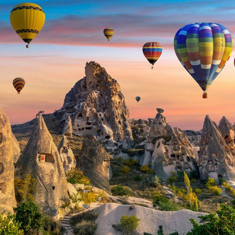 Turkey Tourism, Underground Cities, Hot Air Balloon Rides, Air Balloon Rides, Hot Air Balloons, Air Balloons, Ancient Ruins, Beautiful Places In The World, Beautiful Places To Visit