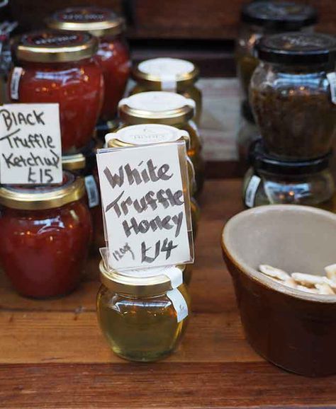 More than twelve Things To Do With Truffle Honey - All Will Make You Drool - Saucy Dressings Roast Pheasant, Truffle Honey, Nibbles For Party, Special Occasion Food, White Truffle, Tapas Bar, Scallops Seared, Honey Recipes, Fermented Foods