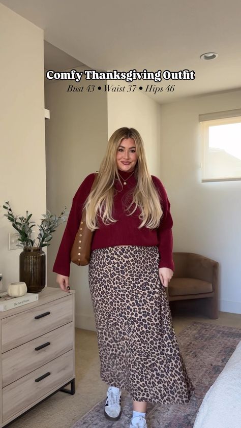 Mid Rise Pattern Maxi Skirt curated on LTK Plus Size Maxi Skirt Outfit, Skirt Outfits Plus Size, Pattern Maxi Skirt, Maxi Skirt Outfit, Plus Size Inspiration, 2024 Outfits, Maxi Skirt Outfits, Thanksgiving Outfit, Skirt Outfit