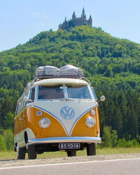 Volkswagon Bug Aesthetic, 70s Vw Bus Aesthetic, Vintage Volkswagen Bus, 60s Volkswagen Van, Volkswagen Beetle Vintage, 1971 Vw Bus, Volkswagen Van, Volkswagen Bug, Combi Vw