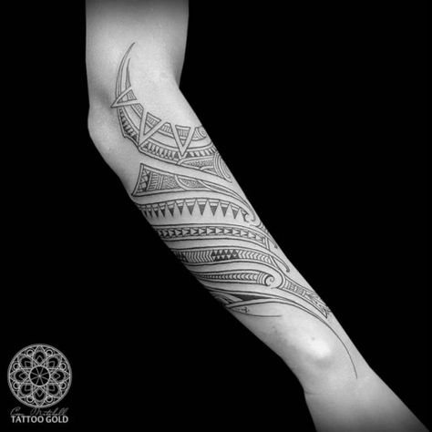 forearm tattoo maori polynesian fusion Maori Tattoo Frau, Maori Tattoo Meanings, Polynesian Tattoos Women, Maori Tattoos, Polynesian Tattoos, Tattoo Forearm, Maori Tattoo Designs, Samoan Tattoo, Muster Tattoos