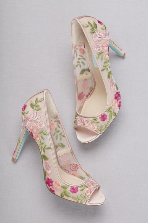 Floral Embroidered Heels, Sepatu Pump, Bridal Sandals Heels, Davids Bridal Shoes, Kasut Wanita, Hak Tinggi, Fashion Shoes Heels, Dr Shoes, Floral Heels