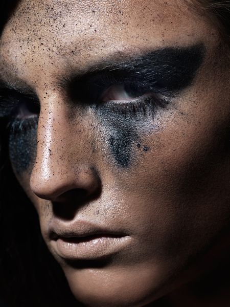 © Christian Kettiger Hades Makeup Men, Hades Makeup, Dark Angel Makeup, Brand Exploration, Black Narcissus, Cyberpunk Makeup, Dragon Makeup, Rock Makeup, Angel Makeup