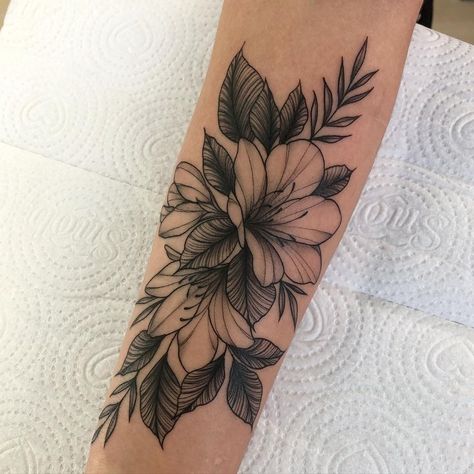 Lutos Tattoo, Miyazaki Tattoo, Simple Mandala Tattoo, Flower Cover Up Tattoos, Word Tattoo Ideas, Cover Up Tattoos For Women, Delicate Tattoos For Women, Wrist Tattoo Cover Up, Word Tattoo