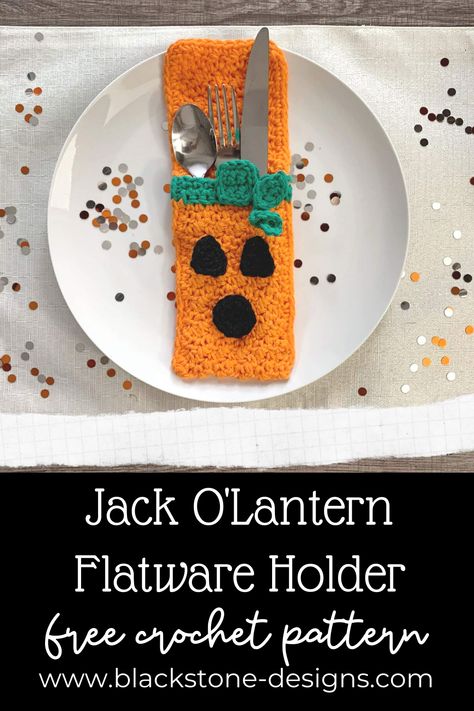 Pumpkin or Jack O'Lantern Flatware Holder free crochet pattern from Blackstone Designs #Crochet #Crochetpattern #newcrochetpattern #halloweencrochet #thanksgivingcrochet #halloweencrafts #thanksgivingcrafts #flatwarepouch #silverwarepouch Thanksgiving Dinners, Thanksgiving Crochet, Flatware Holder, Thanksgiving Dinner Party, Crochet Friends, Silverware Holder, Knitting Stitches Tutorial, Crochet Halloween, Crochet Easy