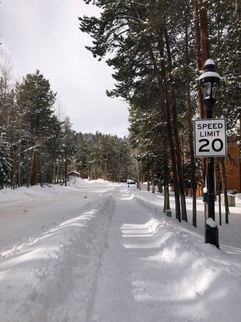 Colorado Snow Aesthetic, Breckenridge Aesthetic, Colorado Aesthetic Winter, Colorado Winter Aesthetic, Mlb Wife, Breckenridge Colorado Winter, Colorado Aesthetic, Colorado Girl, Colorado Winter