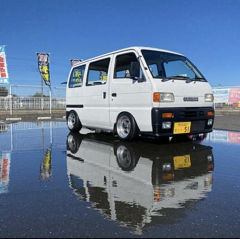 Kei Van, Suzuki Every, Suzuki Carry, Suzuki Cars, Kei Car, Van Camper, Small Trucks, Retro Campers, Cafe Racer Bikes