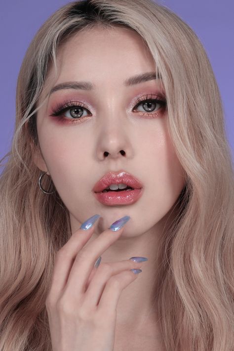 Pony Makeup, Korean Makeup Look, Pink Eye Makeup, Barbie Makeup, Elegant Makeup, Pink Makeup, Blue Makeup, Asian Makeup, Prom Makeup