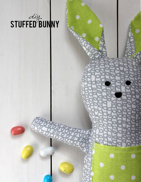 DIY Stuffed Bunny - FREE Sewing Pattern and Tutorial Bunny Diy, Stuffed Bunny, Sewing Stuffed Animals, Fabric Toys, Bunny Crafts, Sewing Dolls, Sewing Toys, Diy Fabric, Sewing For Kids