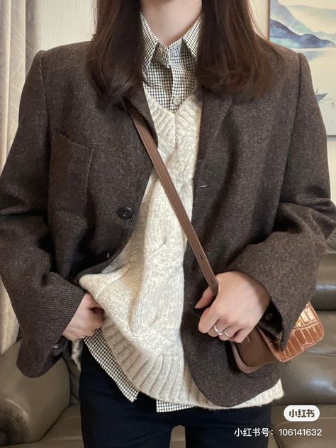 Intern Outfits Women, Scholar Outfit, Estilo Ivy League, Librarian Style, Estilo Ivy, Venus Fashion, Academia Style, 가을 패션, Outfit Inspo Fall