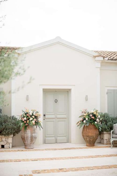 Corfu wedding at the private villa  #corfuweddingplanner #corfuwedding #rosmarinweddings #coral #blue #greekwedding #weddingingreece #villawedding #corfu #wedding #decoration #flowers #table Kassiopi Corfu, Smashing Plates, Corfu Wedding, Wedding Decoration Flowers, Olive Oil Tasting, Greek Decor, Coral Accents, Olive Grove, Decoration Flowers