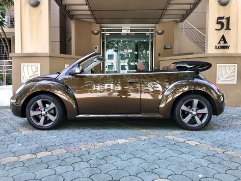 Marrakesh Brown Volkswagen New Beetle Brown Vw Beetle, Brown Beetle, Luxury Helicopter, Badass Girl, Volkswagen Beetle Convertible, Volkswagen New Beetle, Beetle Car, Beetle Convertible, Girly Car