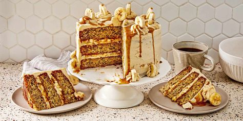 Banana Foster Cake, Bananas Foster Cake, Banana Recipes Overripe, Banana Foster, Banana Buttermilk, Caramel Frosting, Bananas Foster, Overripe Bananas, Birthday Cake Ideas