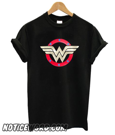 Wonder Woman logo smooth T-shirt Wonder Woman Gifts, Woman Logo, Trend T Shirt, Lgbt T Shirts, Wonder Woman Logo, Best T Shirt, Ladies Shirt, Page One, Feminist Shirt