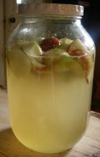 Homebrewed Mead Recipes: Traditional Yule – Dispatches from a Pagan Abbey Yule Recipes, Mead Recipes, Blessed Yule, Witch Recipes, Mead Wine, How To Make Mead, Yule Crafts, Mead Recipe, Yule Celebration