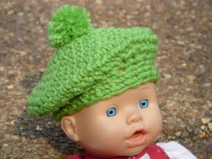 Crochet Pattern: Parisian Doll Beret By Amy Lynn Yarbrough Beret Crochet Pattern Free, Crochet Doll Accessories, Crochet Beret Free Pattern, Beret Hat Pattern, Beret Crochet, Beret Pattern, Dolls Crochet, Crochet Baby Beanie, Crochet Christmas Stocking