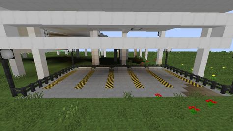 Parking lot! Best Pc, Minecraft Crafts, Maybe Someday, Minecraft Creations, Parking Lot, Theme Park, Minecraft, Modern House, Car Park