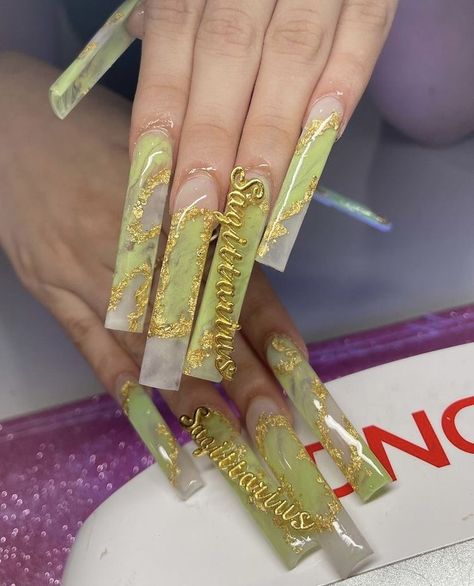 Sagittarius Nails, Gold Acrylic Nails, Acrylic Nail Set, Claw Nails, Fashion Vibes, French Tip Acrylic Nails, Dope Nail Designs, French Acrylic Nails, Exotic Nails