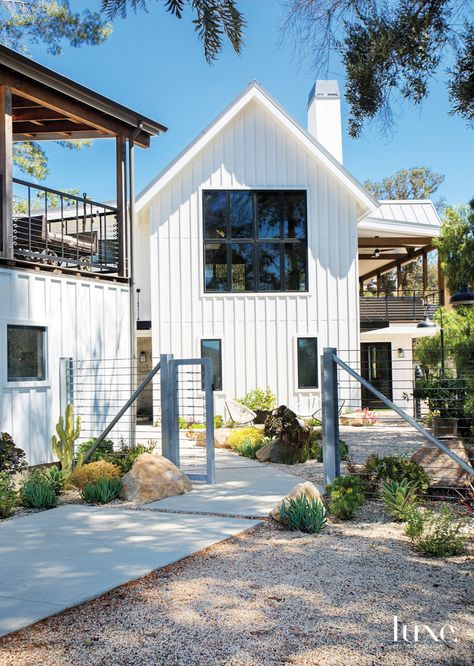 California Modern, Modern Farmhouse Exterior, San Juan Capistrano, Luxe Interiors, Industrial Farmhouse, Farmhouse Exterior, Farmhouse Homes, Farmhouse Design, Modern Industrial