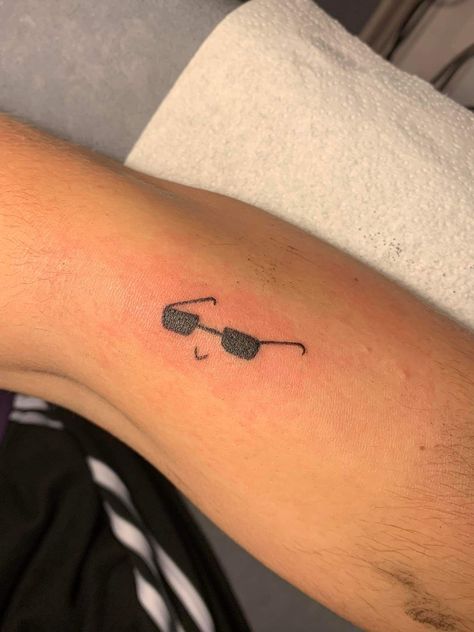 Funny Small Tattoos, Sunglasses Tattoo, Funny Tattoo, Small Tattoos For Guys, Funny Tattoos, Minimal Tattoo, Forearm Tattoo, Arm Tattoo, Hand Tattoos