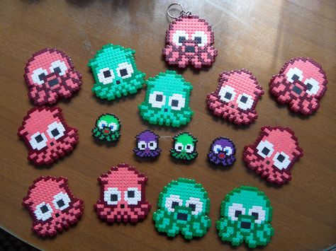 Mini Hama Beads, Melt Beads Patterns, Pearl Beads Pattern, Fuse Bead Patterns, Perler Crafts, Diy Perler Bead Crafts, Aqua Beads, Bead Sprite, Diy Perler Beads