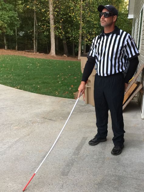 Blind Ref pun costume Halloween Blind Drawing Game, Blind Referee Costume, Bank Robbers Halloween Costume, Bad Case Of Stripes Costume, Robber Fancy Dress, Referee Costume, Pun Costumes, Red Ribbon Week, Cool Halloween Costumes