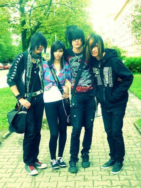 the type of friends you wanna have :) Scene Boy Outfit, Type Of Friends, Scene Boy, Scene Guys, Scene Punk, Scene Boys, Emo Boy, Scene Outfits, Warped Tour