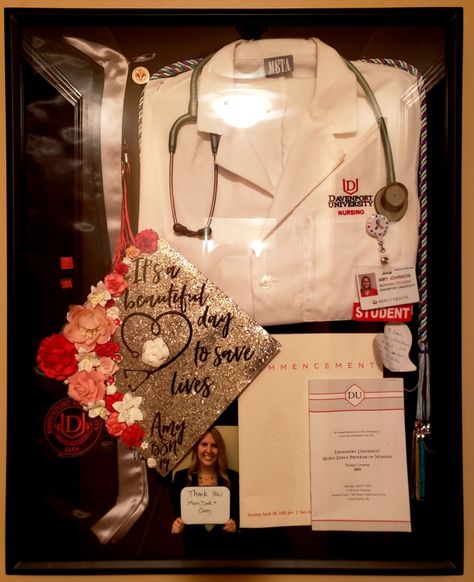 Nurse Shadow Box Graduation, Nursing Shadow Box Graduation, Nursing Shadow Box Ideas, Nursing School Shadow Box Ideas, Graduations Pics, Nursing Decorations, Phlebotomy School, Graduation Props, Nurse Pinning