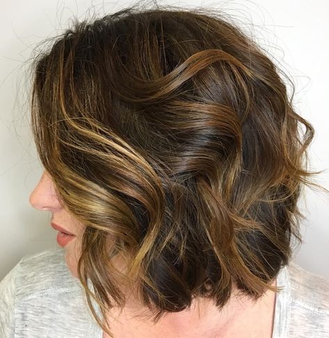 Tousled Wavy Golden Brown Balayage Bob Golden Brown Balayage, Brown Balayage Bob, Hairstyles For Thick Wavy Hair, Bob Balayage, Brunette Hair Cuts, Bob Wedding Hairstyles, Messy Bob, Balayage Bob, Messy Bob Hairstyles