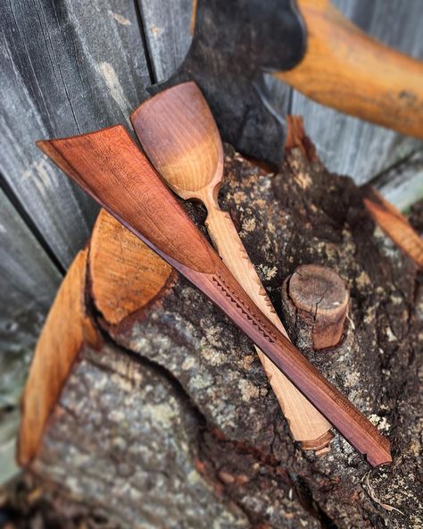 Wooden Ladle, Wood Spoon Carving, River Birch, Rustic Woodworking, Carved Spoons, Green Woodworking, Spoon Carving, Wooden Kitchen Utensils, Woodworking Inspiration