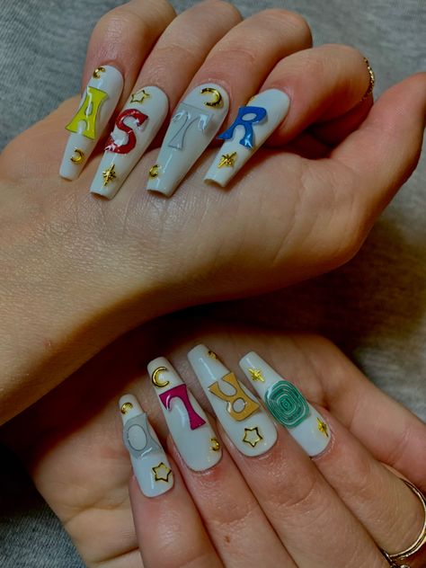 Travis Scott Nails, Travis Scott Concert, Travis Scott Wallpapers, Inspired Nails, Aesthetic Halloween, Eye Painting, Nail Inspiration, Nail Paint, Travis Scott