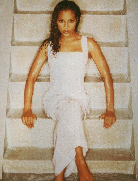 Beautiful Black Legends, Toni Braxton, Hip Hop And R&b, 90s Hip Hop, Indie Rock, Latest Music, Beautiful One, Concert Posters, Record Producer