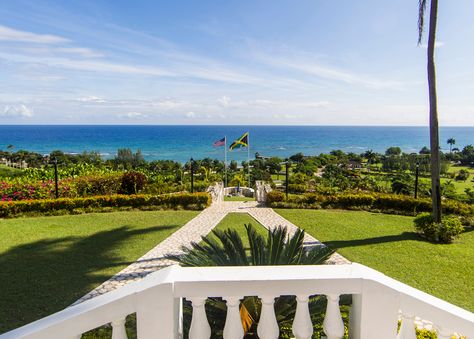 The beautiful view from the Great House at The Tryall Club in Jamaica. Villa Resort, Jamaica Wedding, Montego Bay Jamaica, Resort Villa, Beautiful Places On Earth, Montego Bay, Great House, Beautiful View, Naturally Beautiful