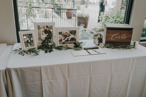 Wedding Welcome Table Ideas, Welcome Table Ideas, Wedding Entry Table, Receiving Table, Guest Book Table Decor, Wedding Welcome Table, Wedding Ideas Unique, Romantic Wedding Ideas, Wedding Guest Book Table