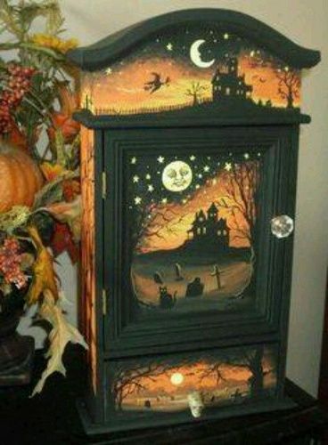 Painted Clocks, Halloween Sculptures, Halloween Clock, Halloween Scenes, Halloween Houses, Halloween Furniture, Happy Halloweenie, Vintage Cupboard, Halloween 3