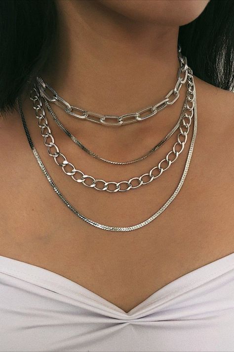 #jewellery | #layering | #necklaces | #sliver | #silvernecklace | Everyday Jewelry Gold, Cuban Necklace, Gold Jewelry Gift, Gold Jewelry Sets, Necklace Holder, Necklace Display, Link Earrings, Fashion Jewelry Sets, Chain Choker Necklace