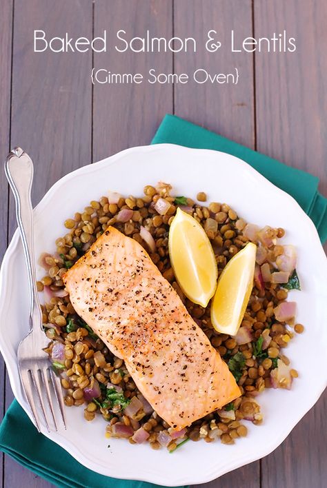 Baked Salmon & Lentils | gimmesomeoven.com Salmon Lentils, Simple Baked Salmon, Arabisk Mad, Salat Wraps, Gimme Some Oven, Recipe Cookbook, Easy Baked Salmon, Lentil Recipes, Baked Salmon