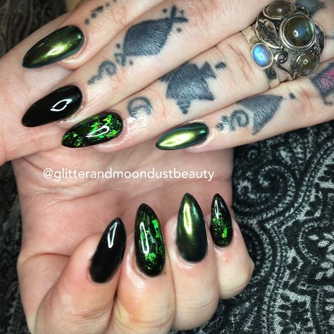 Nails Green Chrome, Beetle Nails, Nails Chrome, Nails Green, Green Chrome, Scarab Beetle, Halloween Nails, Nail Ideas, Nail Colors